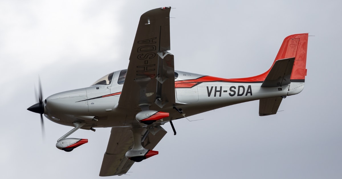 Cirrus SR22